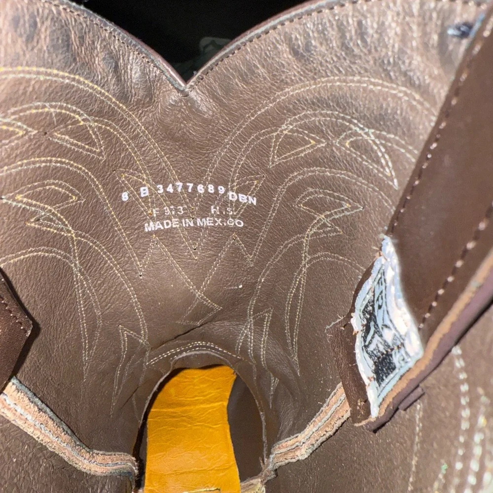Brown Leather Western Boots - Picture 2 of 10
